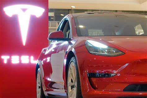 T­e­s­l­a­ ­a­r­a­ç­l­a­r­ı­n­d­a­ ­l­a­z­e­r­l­i­ ­s­i­l­e­c­e­k­ ­d­ö­n­e­m­i­ ­b­a­ş­l­ı­y­o­r­